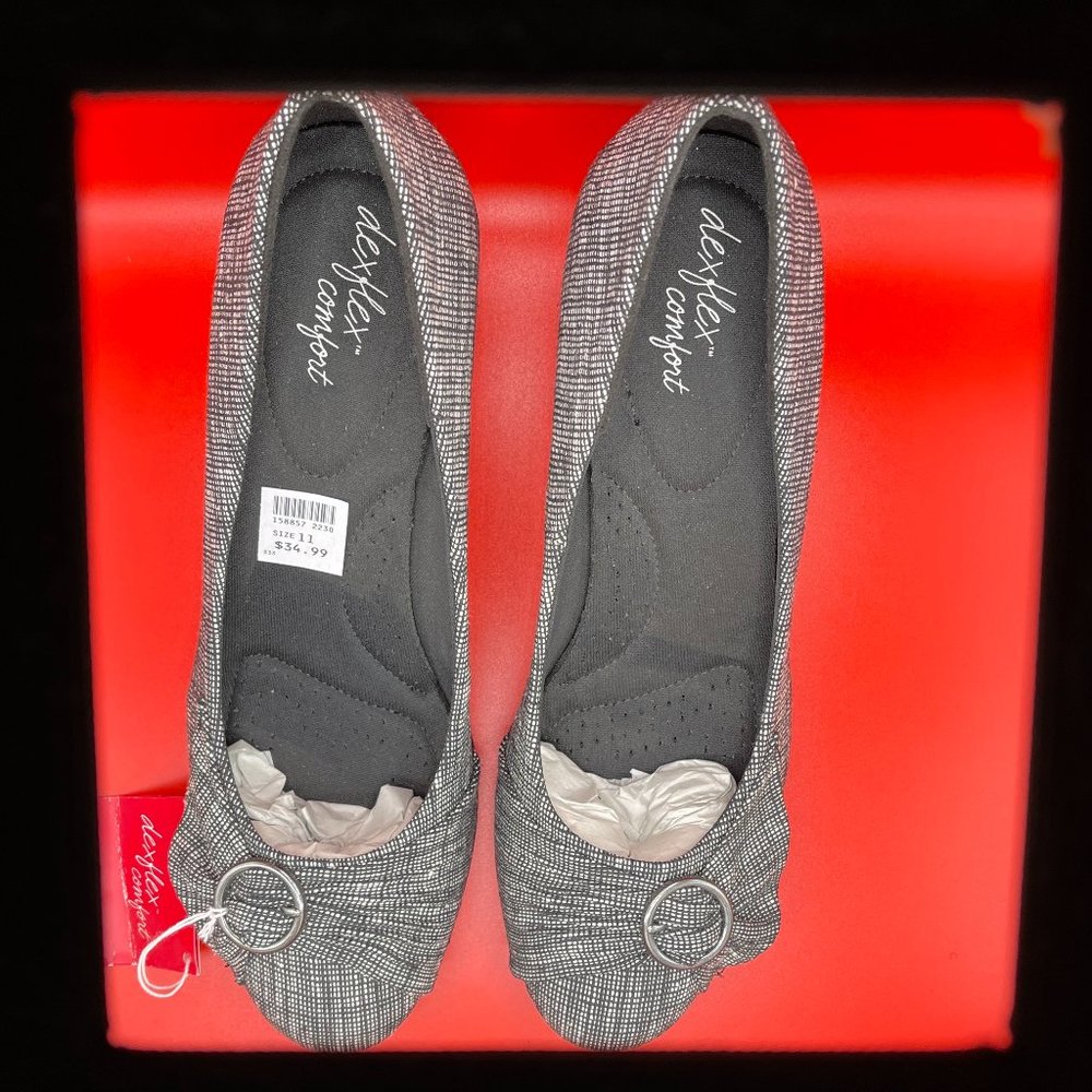 DexFlex Comfort Size 11 Black/White Wedges